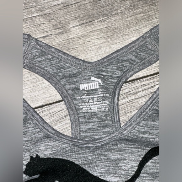 puma sports bra size S, doesn’t come with padding - Picture 2 of 2